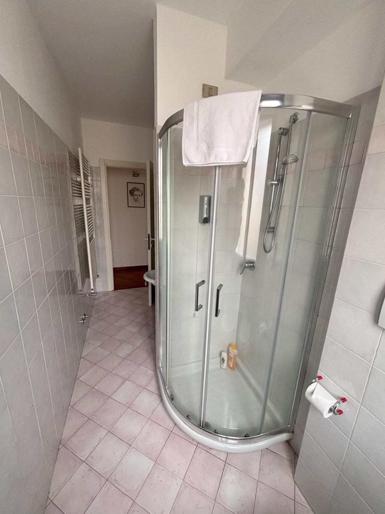 Casa Vacanze Magnolia Borgo Ticino エクステリア 写真