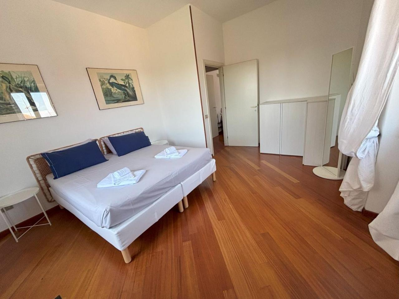 Casa Vacanze Magnolia Borgo Ticino エクステリア 写真