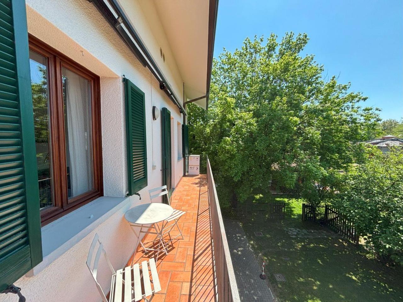 Casa Vacanze Magnolia Borgo Ticino エクステリア 写真