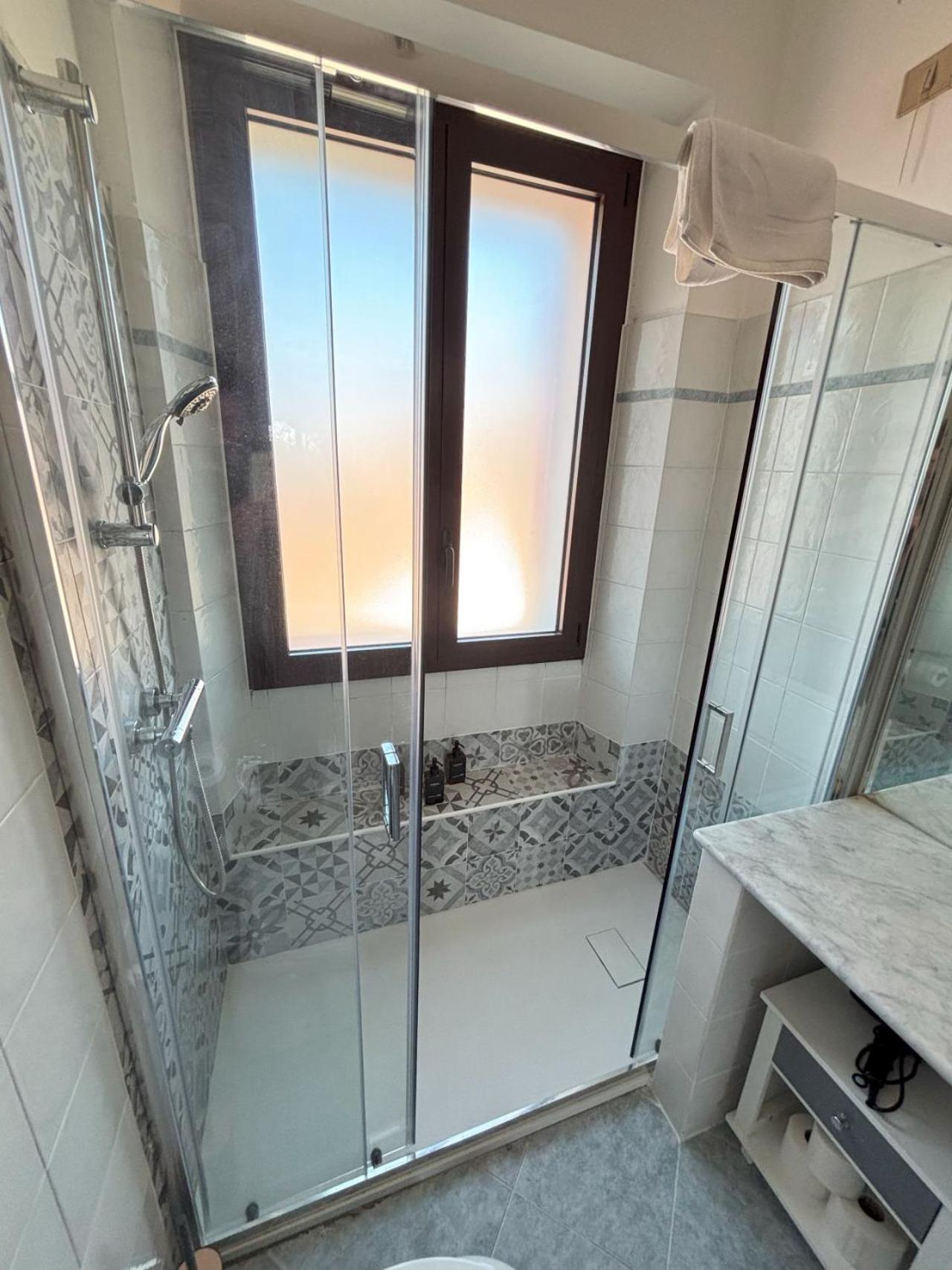 Casa Vacanze Magnolia Borgo Ticino エクステリア 写真