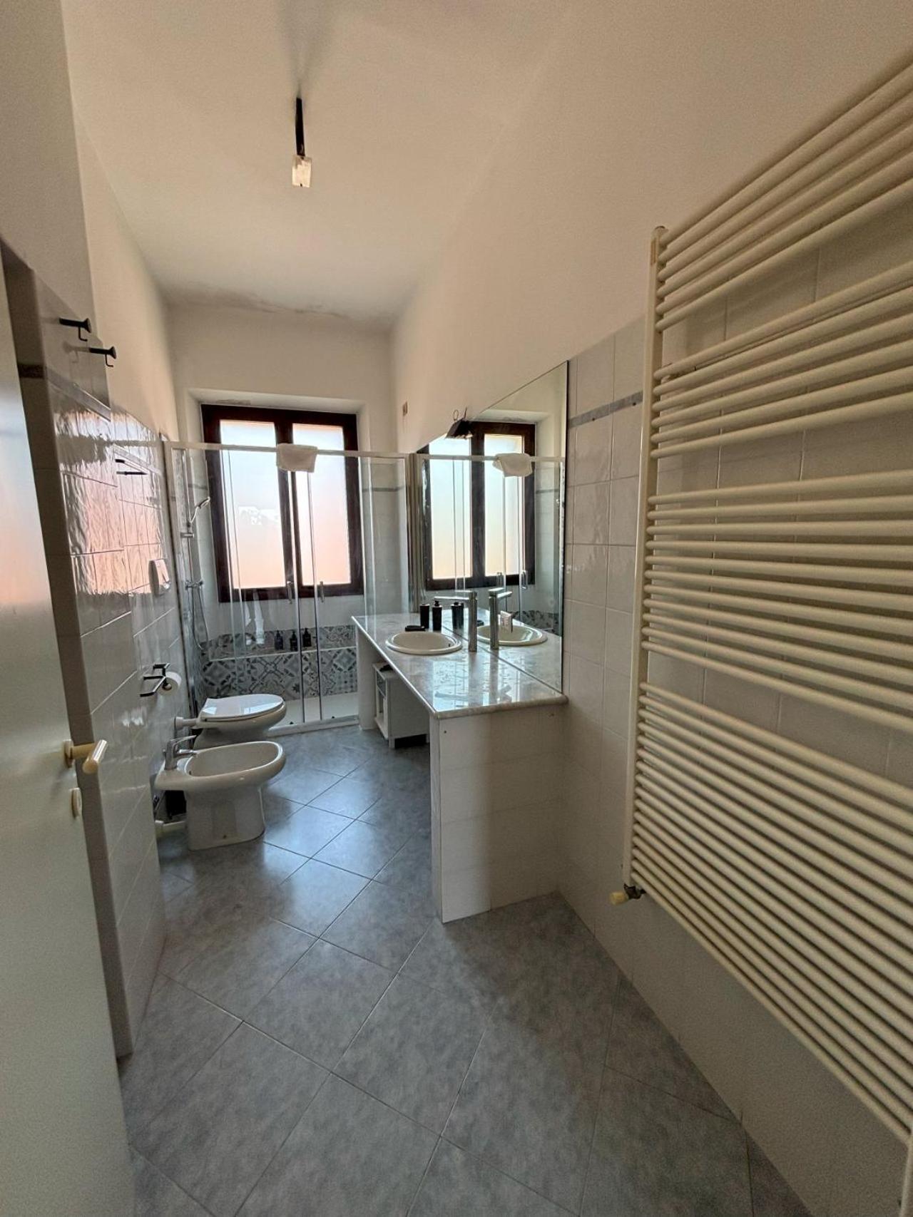 Casa Vacanze Magnolia Borgo Ticino エクステリア 写真