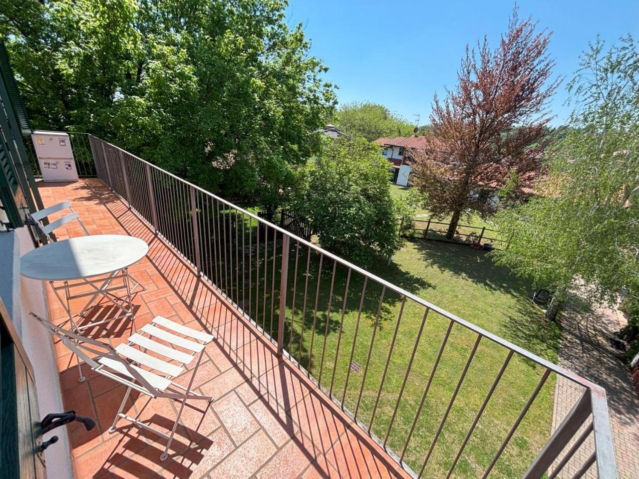Casa Vacanze Magnolia Borgo Ticino エクステリア 写真
