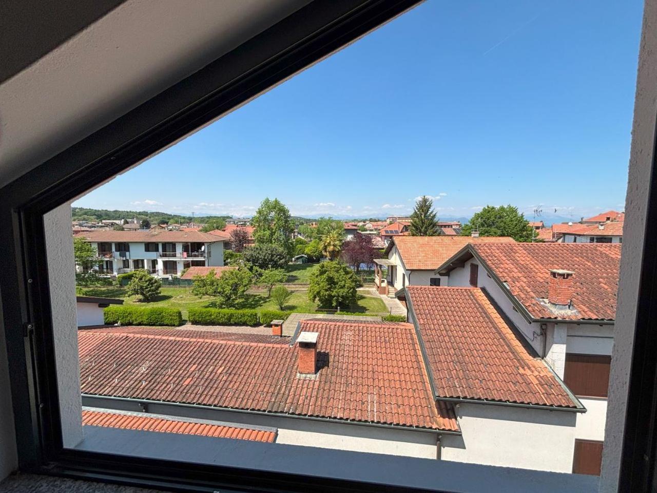 Casa Vacanze Magnolia Borgo Ticino エクステリア 写真