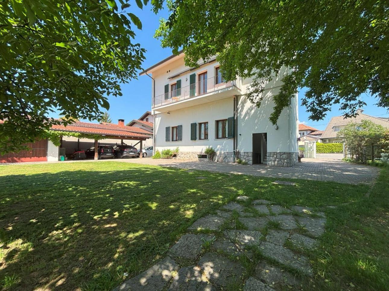Casa Vacanze Magnolia Borgo Ticino エクステリア 写真